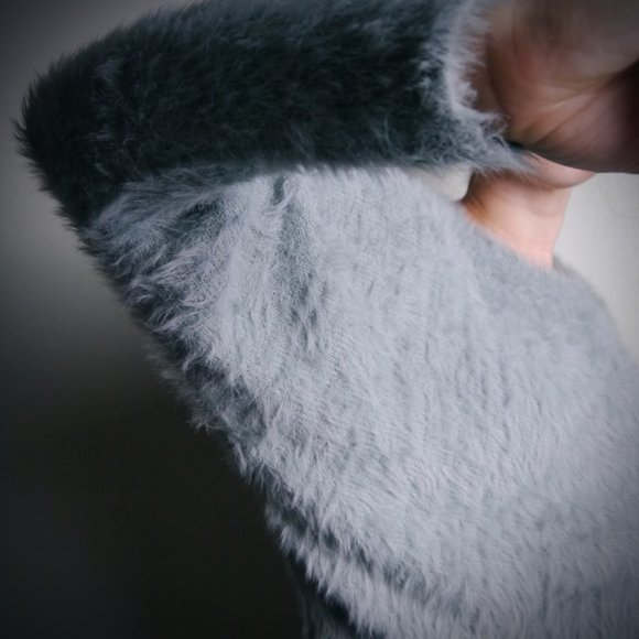 Blue Loose Fitting Fuzzy Sweater | Size XS - Picture 5 of 6